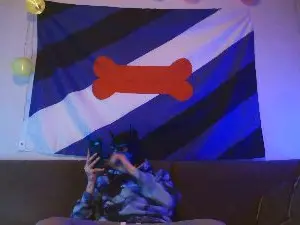 Cam4 Private Sex Chat of Pup_Hunter_1987