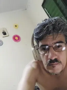 Cam4 Live Sex of lindo2013