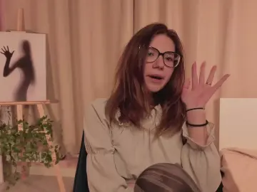 Cam4 Live Porn of SuzanTappis