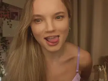 Cam4 Adult Video Chat of RondaPattyre