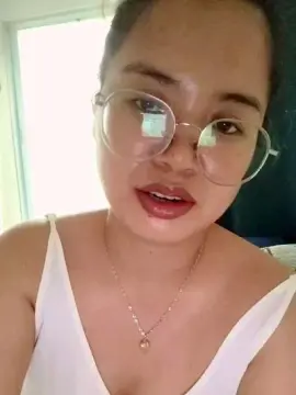 Cam4 Free Live Porn of Ohmysweetlips