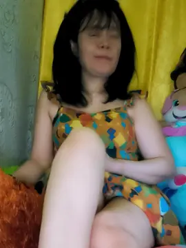 Cam4 Free Live Porn of PinayDollhottie