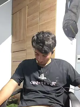 Cam4 Free Live Porn of Esteban19PG