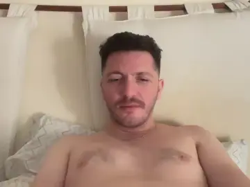 Cam4 Live Sex Cam of hernanbenz