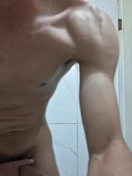 Cam4 Live Sex Cam of Leo22dot