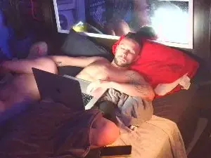 Cam4 Watch Live Sex Cams of LiveYOURwayPig