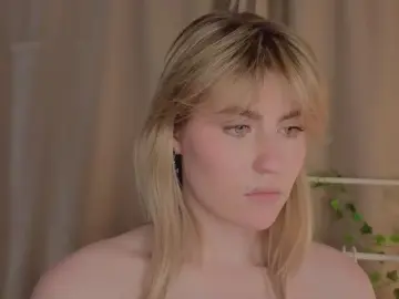 Cam4 Sex Cam of MaireRosiles