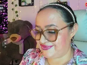 Cam4 Sex Chat of Gia_Nahomi