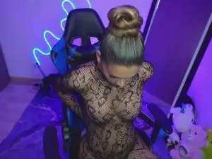 Cam4 Nude Webcam of __tayler