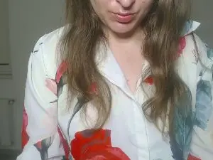 Cam4 Free Porn Cam of glamyglam