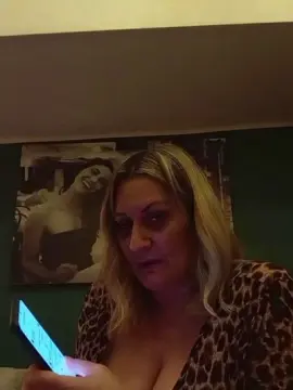 Cam4 Live Sex of Susi1978