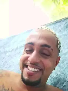 Cam4 Live Sex of theuzinsaldanha