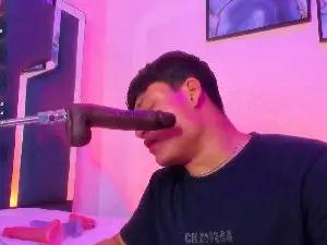 Cam4 Live Sex of FemNoah