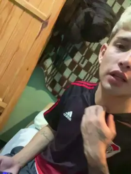 Cam4 Free Porn Cam of Tomadria