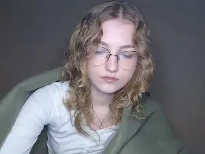 Cam4 Sex Chat of crazy_c_urly