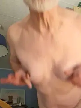 Cam4 Watch Live Sex Cams of roumulus82