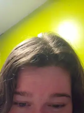 Cam4 Free Live Porn of loulou1832