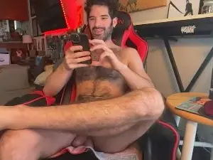 Cam4 Free Live Porn of HHScritch