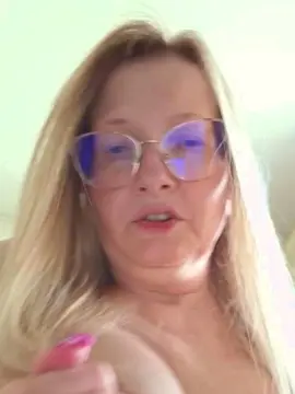 Cam4 Free Live Porn of orchideahot
