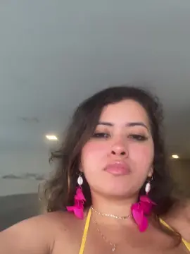 Cam4 Nude Webcam of Carolmartins