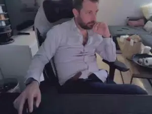 Cam4 Free Porn Cam of moi92160