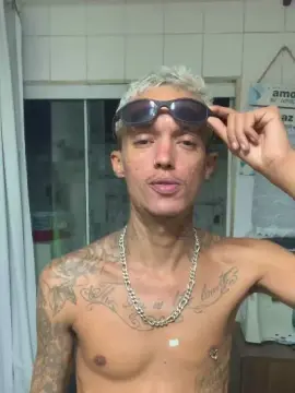 Cam4 Free Porn Cam of juninhocria_hot