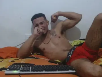 Cam4 Live Sex of Dannylovexx1