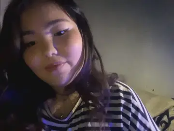 Cam4 Sex Chat of Molly_Asia_Boo