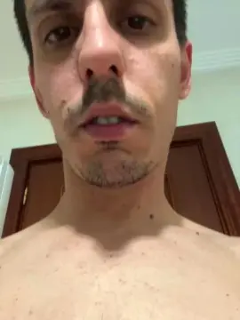 Cam4 Nude Webcam of Juan2000x