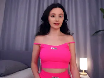 Cam4 Free Porn Cam of LuannGildore