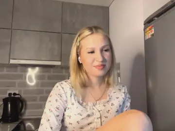 Cam4 Live Sex of RegeniaSaeturn