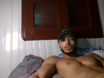 Cam4 Nude Webcam of Tomtresor