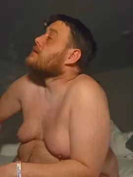 Cam4 Live Sex Cam of Chavbear