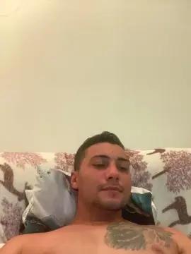 Cam4 Live Porn of GoodBoyy01