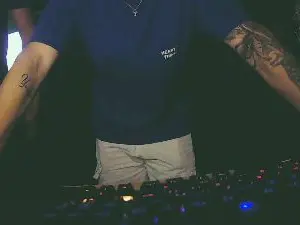 Cam4 Nude Webcam of tommmy32