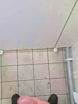 Cam4 Free Live Porn of sexyboy8650