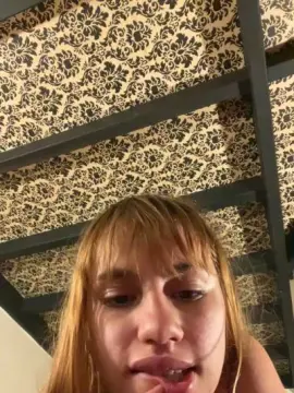 Cam4 Watch Live Sex Cams of saraangelafern1