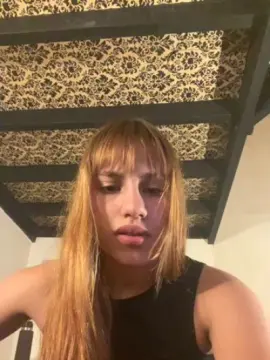 Cam4 Live Sex of saraangelafern1