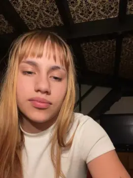 Cam4 Sex Cam of saraangelafern1