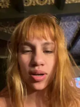 Cam4 Private Sex Chat of saraangelafern1