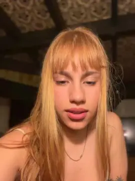 Cam4 Nude Webcam of saraangelafern1