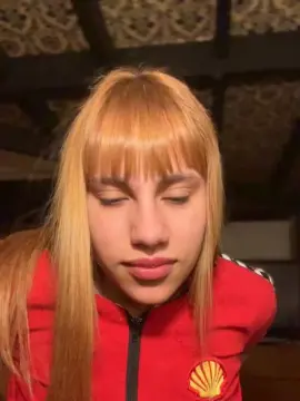 Cam4 Watch Live Sex Cams of saraangelafern1