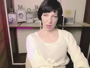 Cam4 Nude Webcam of AngelinaLess_