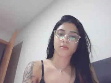Cam4 Nude Webcam of lariarrudinha