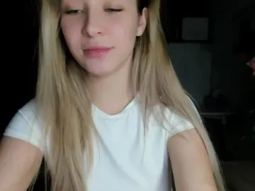 Cam4 Watch Live Sex Cams of ariemeel