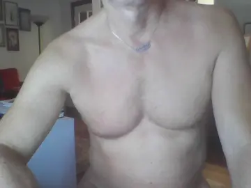 Cam4 Live Sex of nakedinMTL