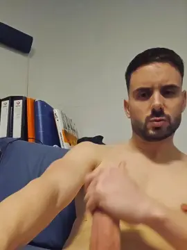 Cam4 Live Sex Cam of hectorhot8