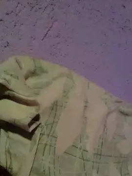 Cam4 Nude Webcam of redgirlhot_sexy