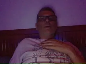 Cam4 Live Sex of chicogijon40