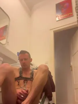 Cam4 Free Live Porn of alxx0n